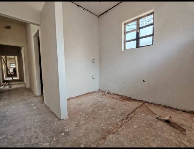 4 BEDROOM HOUSE FOR SALE IN THREE RIVERS PROPER